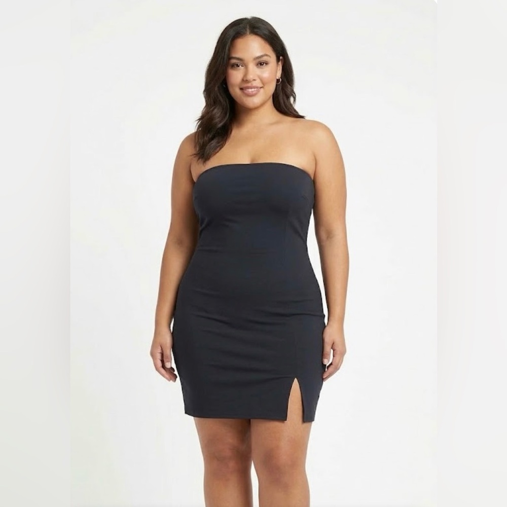 Classic Strapless Black Bodycon Dress with Side Slit